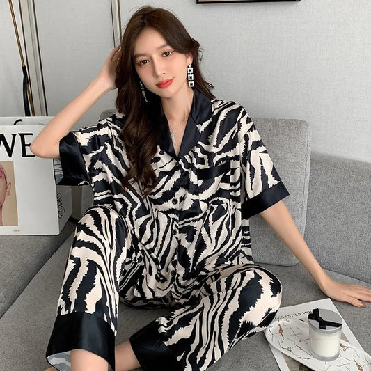 New Ladies Pajamas Two-Piece Summer Pajamas Homewear Casual Wear Women Zebra Print Silk Short-Sleeved Trousers Pajamas Homewear