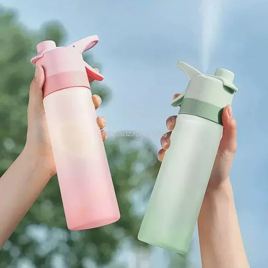 700ml Water Bottle for Girls Outdoor Sport Fitness Water Cup Large Capacity Spray Bottle BPA Free Drinkware Travel Bottles